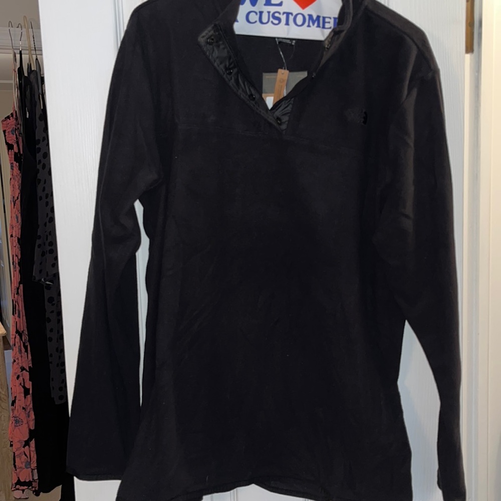 Black fleece woman’s north face size Xl - NWT
